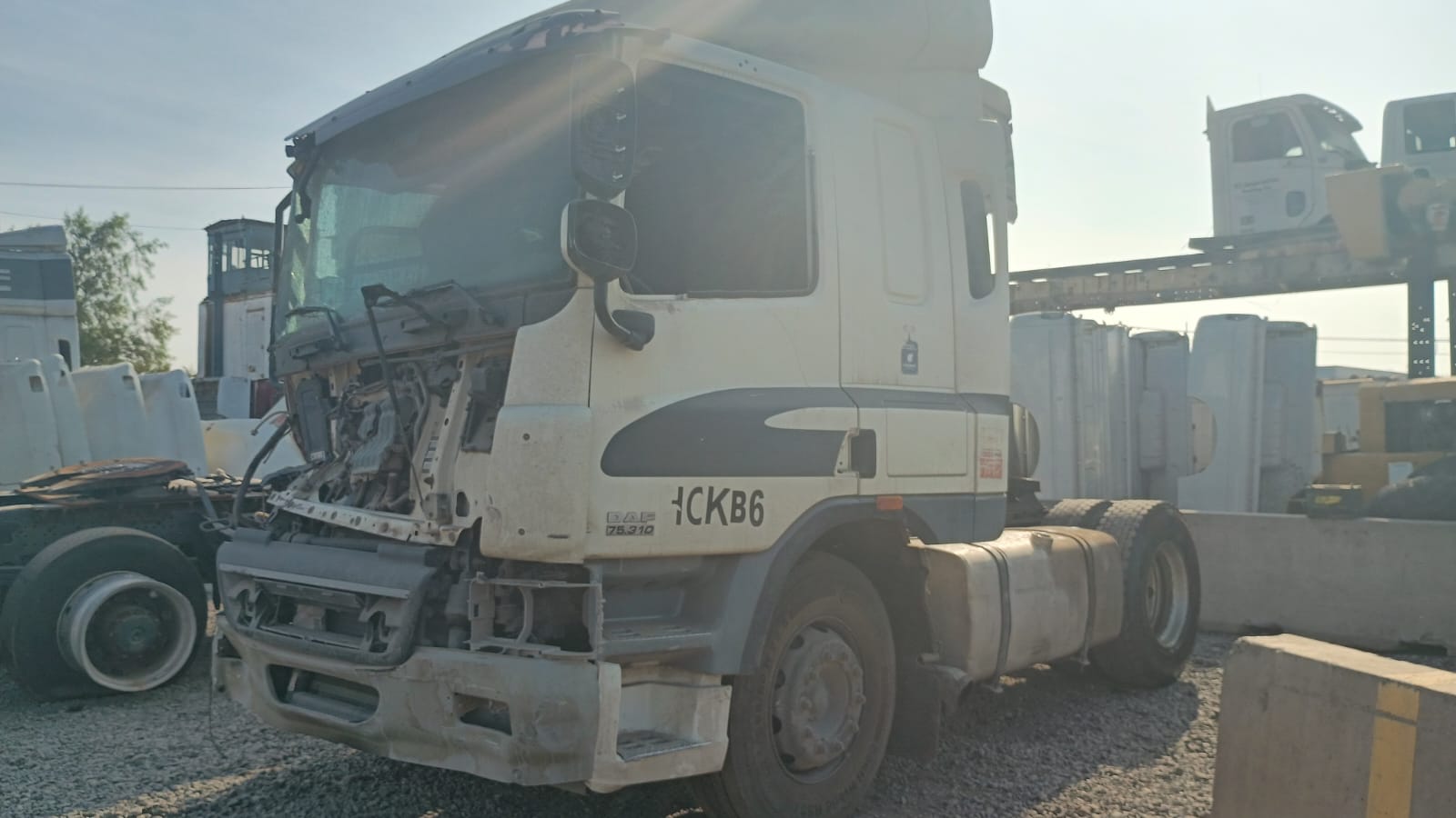 CARROCERíA FRIGORíFICA DAF CF75 FT 2013  USADA  EN DESARME